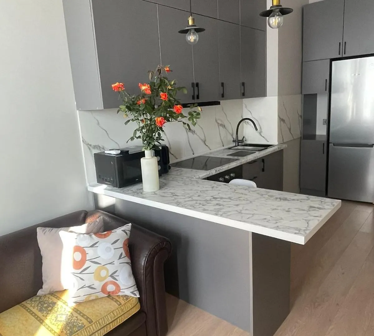 Сезон Apartment Almaty